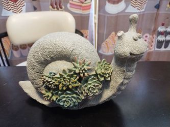 Solar Garden Snail Light
