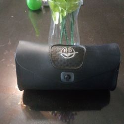 Leather handlebar Harley-Davidson pouch