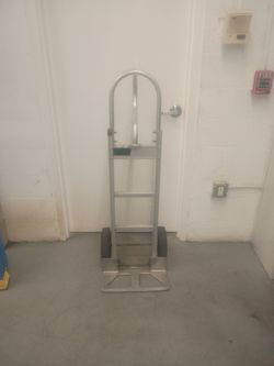 Hand truck