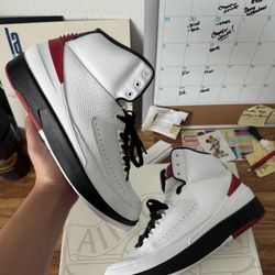 Air Jordan 2 Chicago 2022