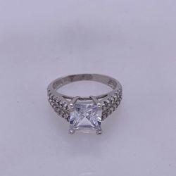 925 Sterling Silver Engagement Ring With Princess Cut CZ Stone