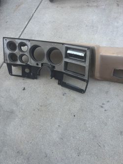 81-87 Squarebody Dash