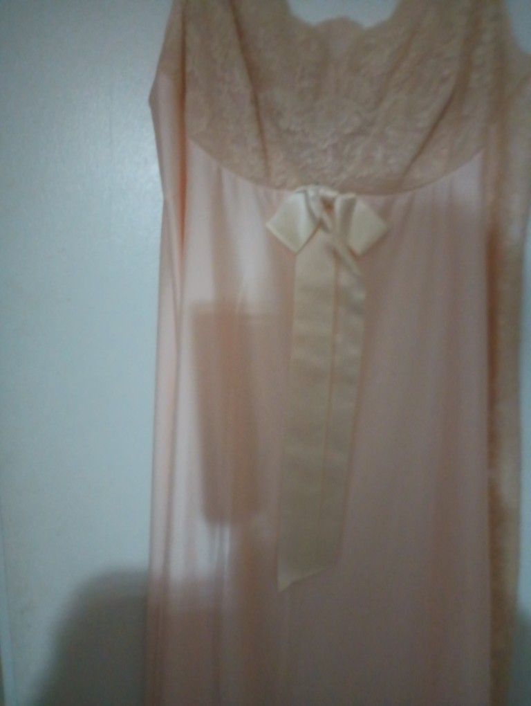 Ladies Vintage Long Nightgown