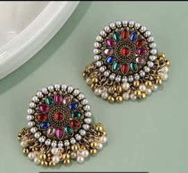 Beautiful Fashion Earring