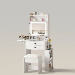 Small White Makeup Vanity  (lightly Used)