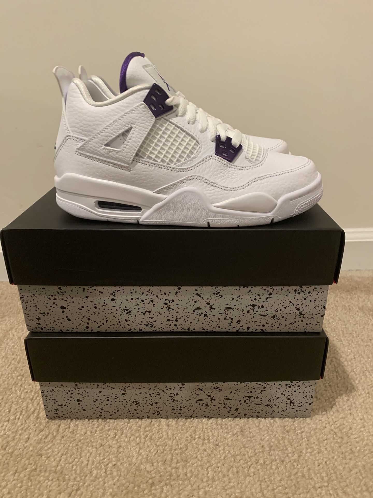 Air Jordan 4 Purple Metallic Size 5Y