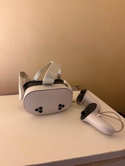 Meta Quest 3S 128GB VR Headset w/ Controllers – Ready to Play