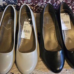 2 Pair Women's Dress shoes 
