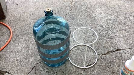 5 Gallon Glass Carboy Fermenter and Stand