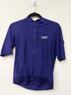 Pas Normal Studios Essential Men’s Jersey Medium – Dark Purple