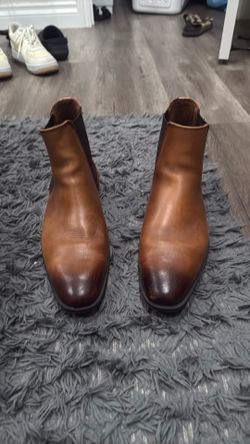 Dress shoes