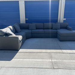Sectional Sofa Couch Living Spaces 59X150X102 Delivery Available 🚚