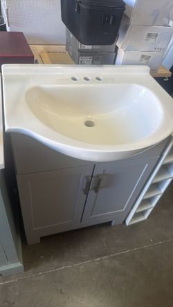 24 in vanity bathroom $149