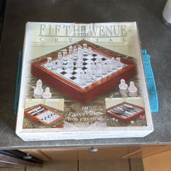 Brand New Fifth Avenue crystal Chess Set