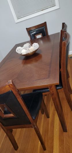 Dinning table