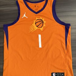Nike Devin Booker Phoenix Suns NBA Alternate Orange Swingman Jersey Men’s 56 2XL  100% authentic. Good condition.  This Nike Devin Booker Phoenix Suns