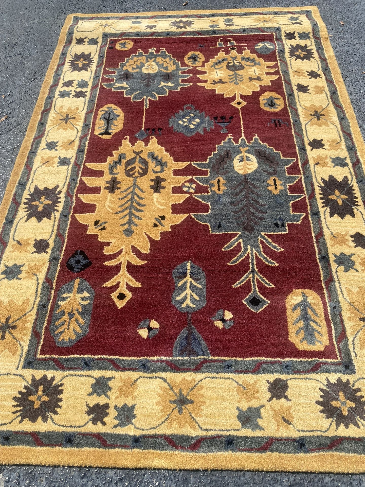5 X 8 Hand Made Rug