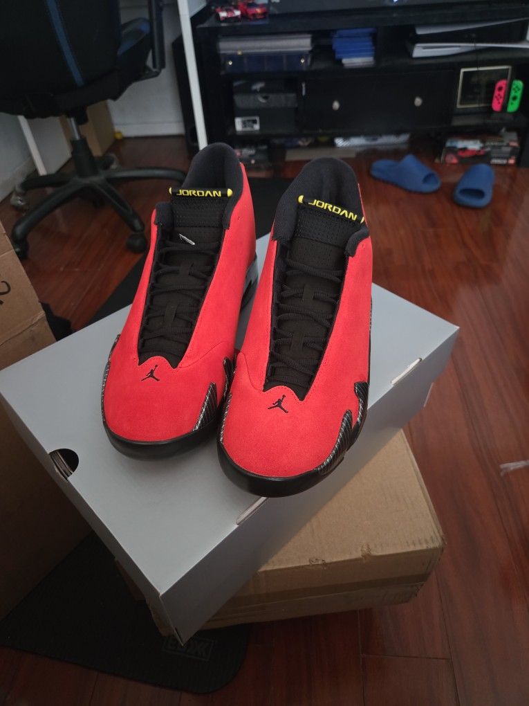 jordan 14 ferrari sz 12
