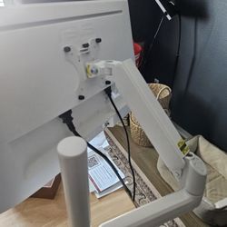 White Monitor Arm Adjuatable 
