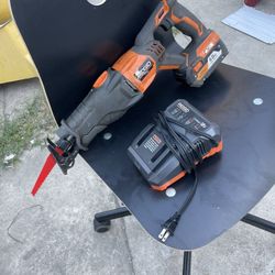 RiDGID Saw Cordless With One Battery And Charger !