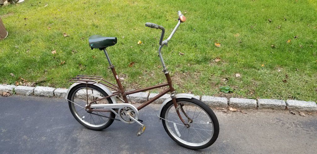 Vintage GAZELLE Folding Bicycle. 
