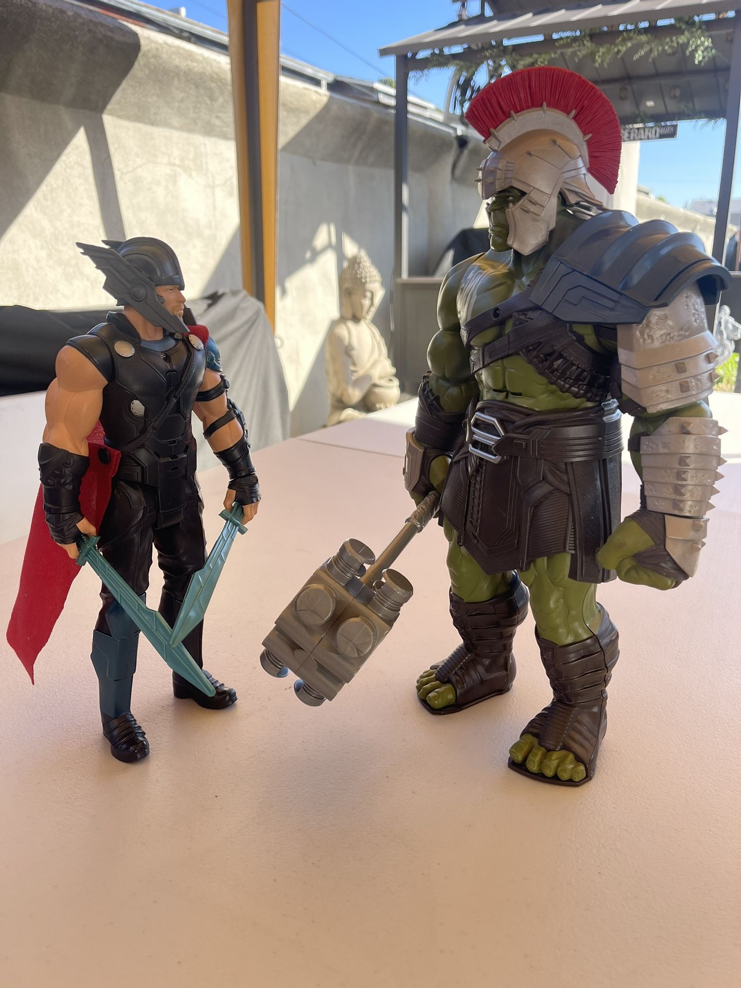 Toys Talking Thor, Ragnarok, And Hulk