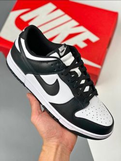 Nike Dunk Panda - Size11