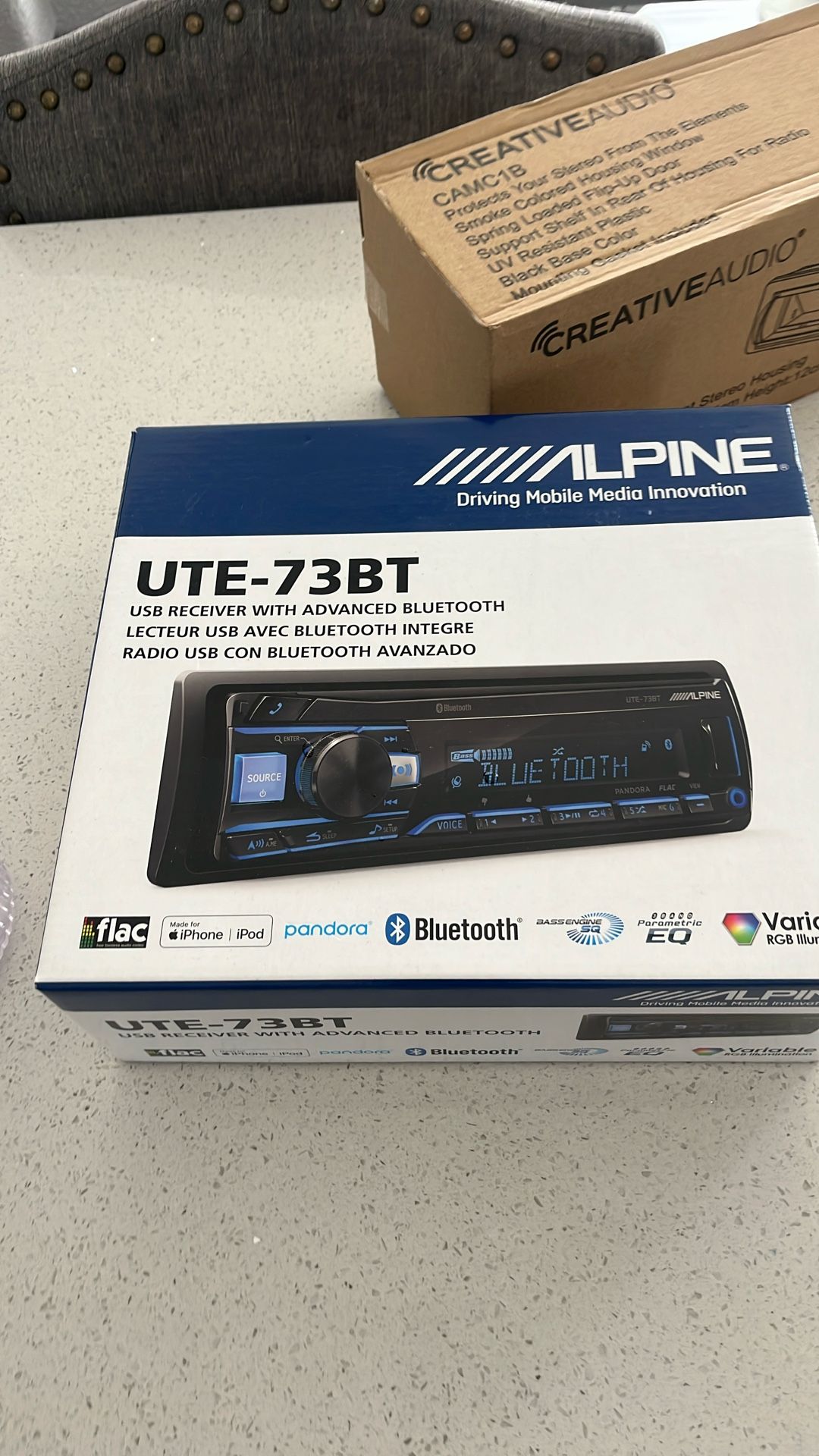 Alpine Bluetooth Radio