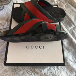 Gucci slides 