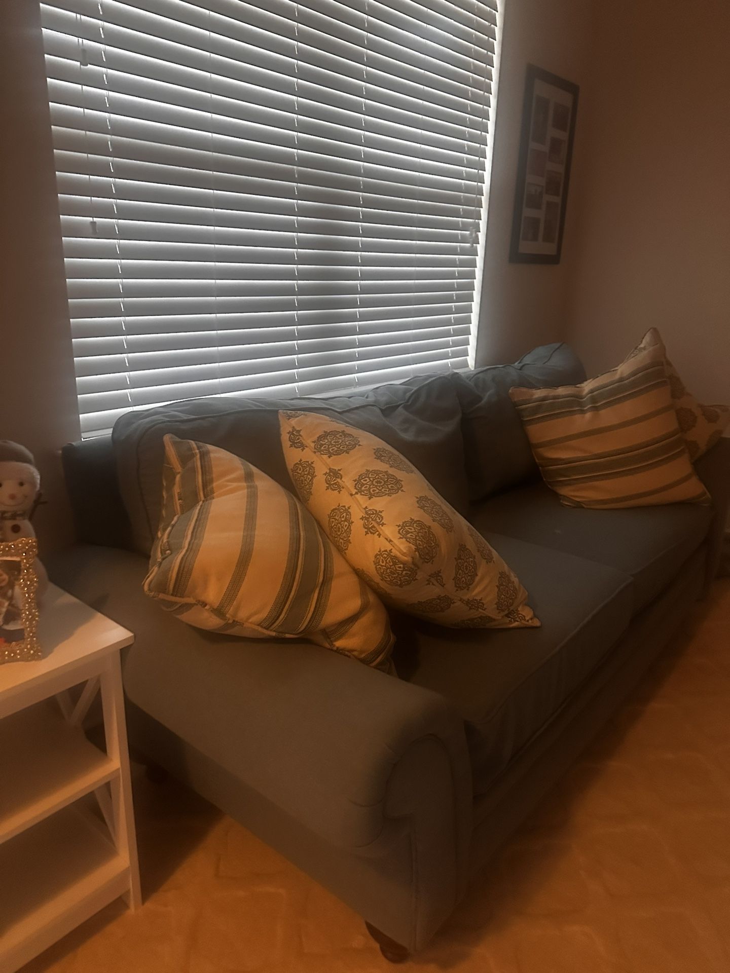 Haverty’s Sofa - Must Go