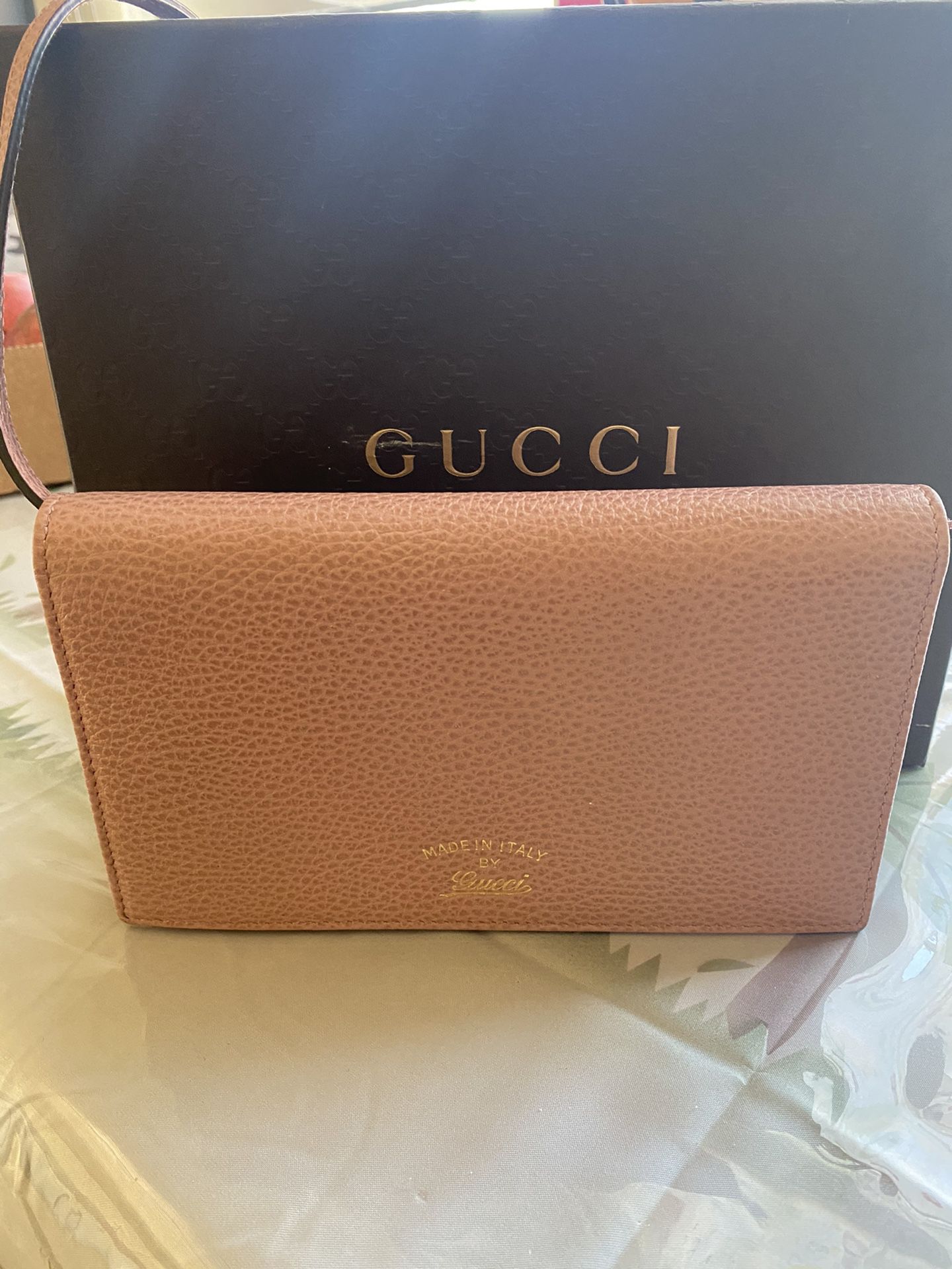 Gucci crossbody bag 100% authentic