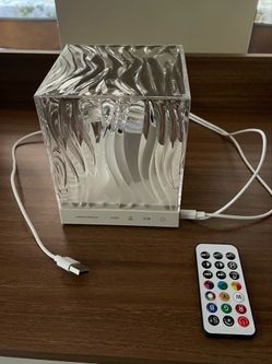 Mubarek 4-in-1 Northern Lights & Galaxy Projector / Crystal Lamp