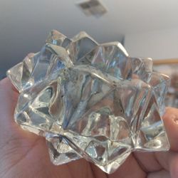 Ash Tray That Doubles as Self Defense Tool 