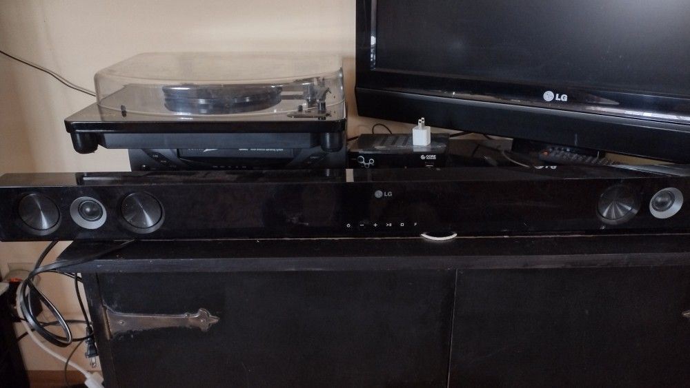 LG Bluetooth Soundbar And ION Turntable