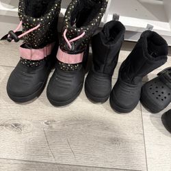 Winter shoes $5 Each 