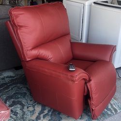 LAZBOY RED LEATHER RECLINERS WITH POWER LUMBAR 