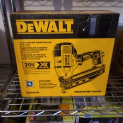 Dewalt Xr 16g Angled Finish Nailer 
