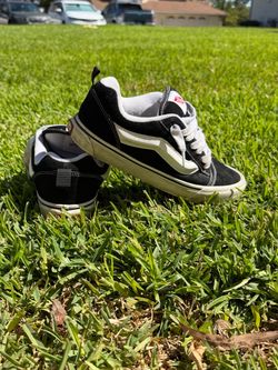Men’s size 10 Vans Knu Skool Shoes