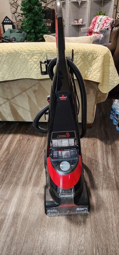 Bissell Rug Cleaner/ Vacuum