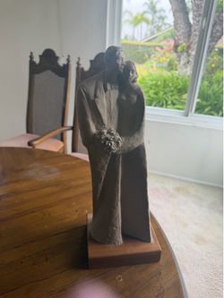 Austin Wedding Couple Sculpture