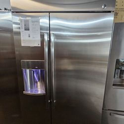 42" GE BUILT IN STAINLESS STEEL REFRIGERATOR 