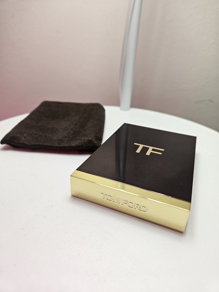 Tom Ford
Eye Color Quad Eyeshadow