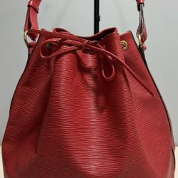 Louis Vuitton Noe GM Epi Leather