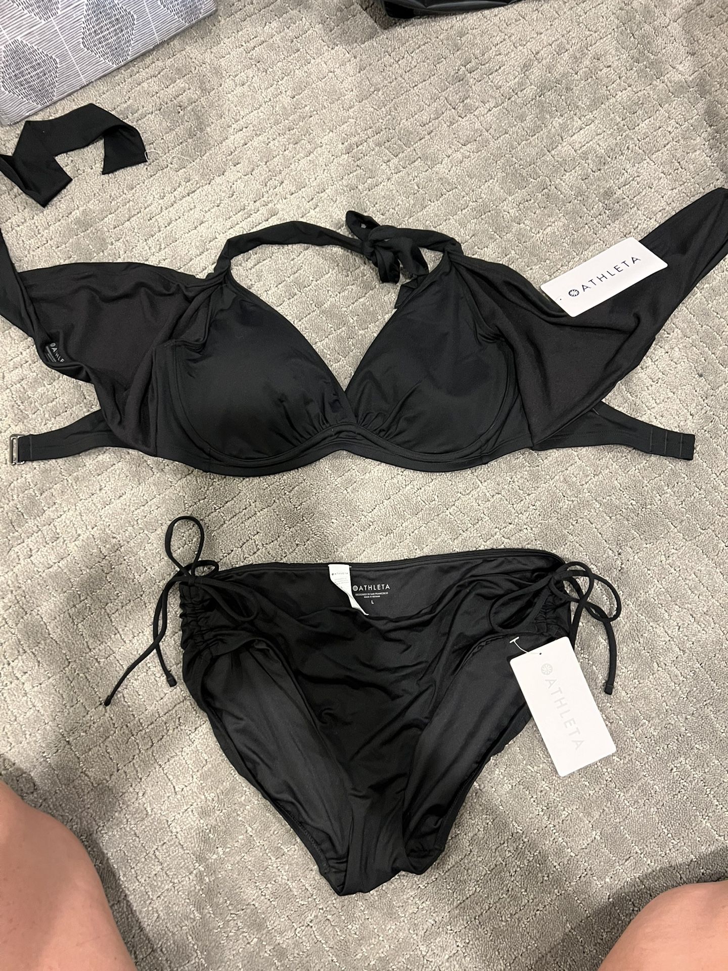 New Athleta Bikini 36D/DD Large Bottom