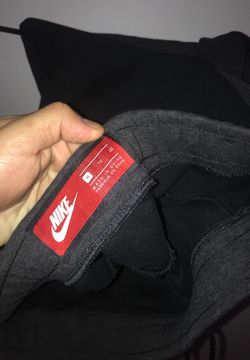 NIKE tech fleece pants size XL WORN ONE TIME