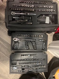 Husky toolbox + construction