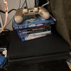 PS4 Slim W/ Games