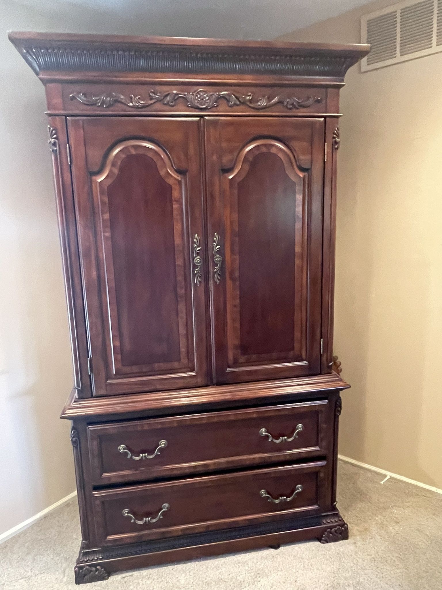 Armoire /cabinet