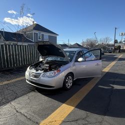 Hyundai Elantra 