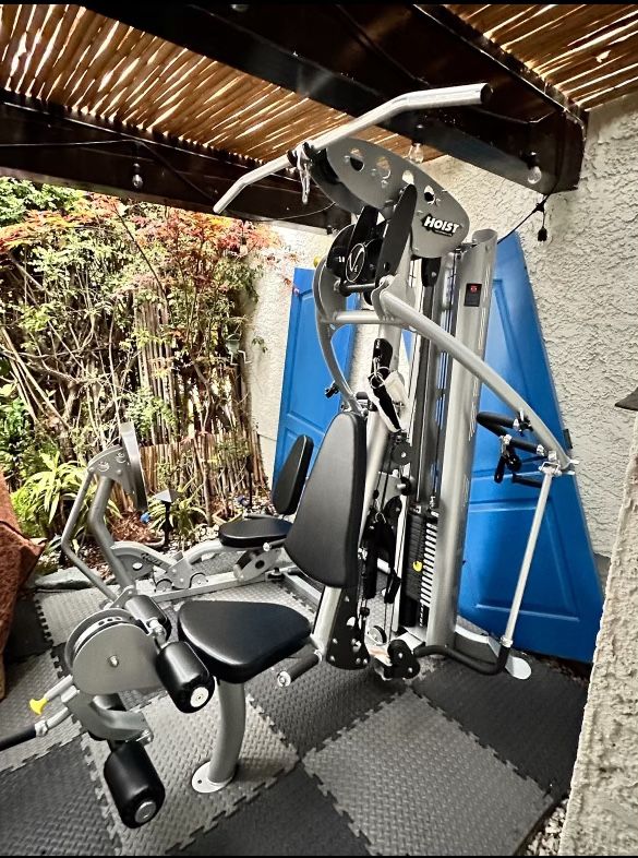 Hoist Fitness V4 Elite Gym for Sale in Los Angeles CA OfferUp